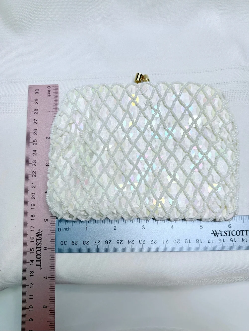 Hong Kong Evening Clutch White Seed Beads‎ Opalescent Sequins Original Box VTG